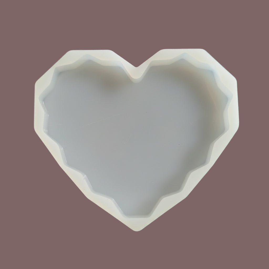5 inch Dimond Heart Mould